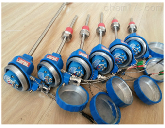 全智能(néng)一(yī)體(tǐ)化(huà)溫度變送器(qì)